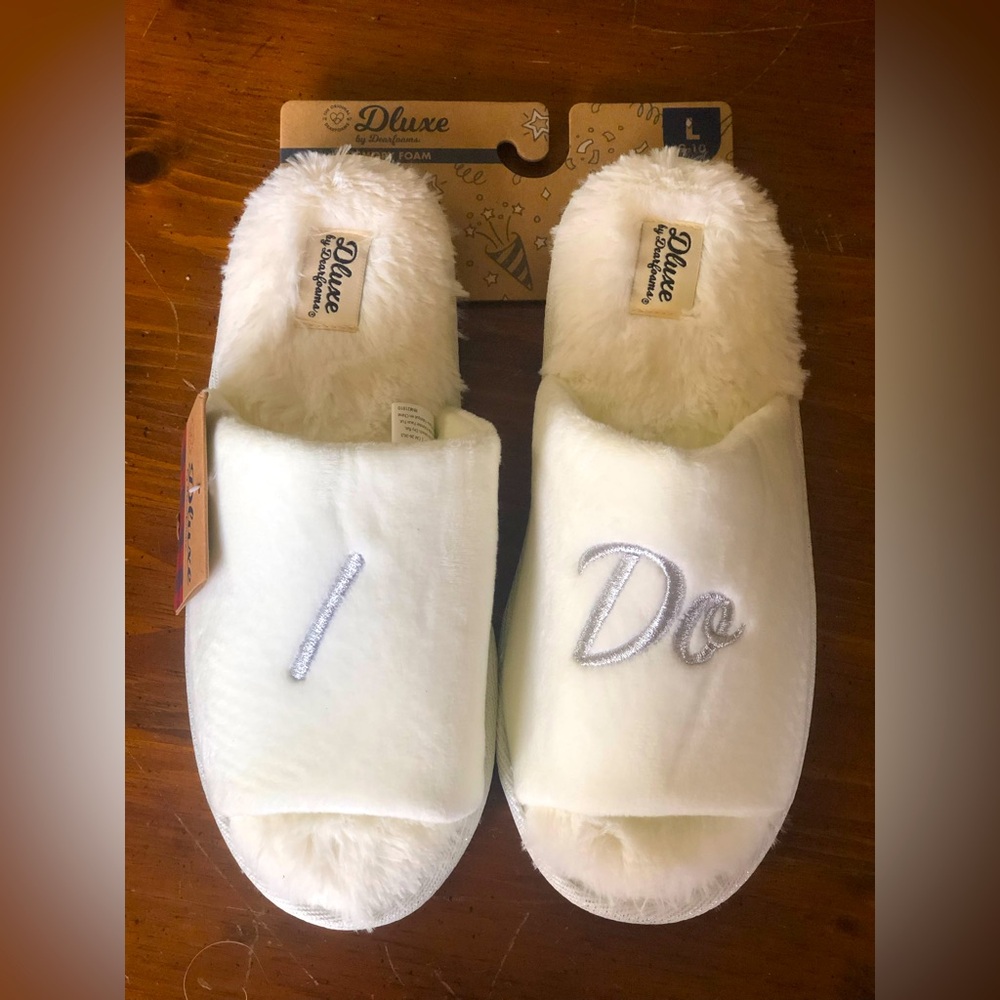 Dearfoam Bride Wedding “I Do” Slipper Househoes
